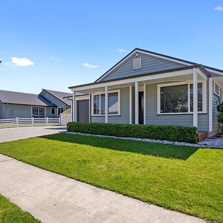 Sky Blue Retreat - Waihi Beach Holiday Home Dış mekan fotoğraf